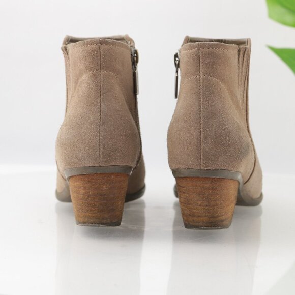 Blondo Womens Villa Boot Size 7 Waterproof Taupe Tan Suede Low Block Heel Bootie - Picture 5 of 13